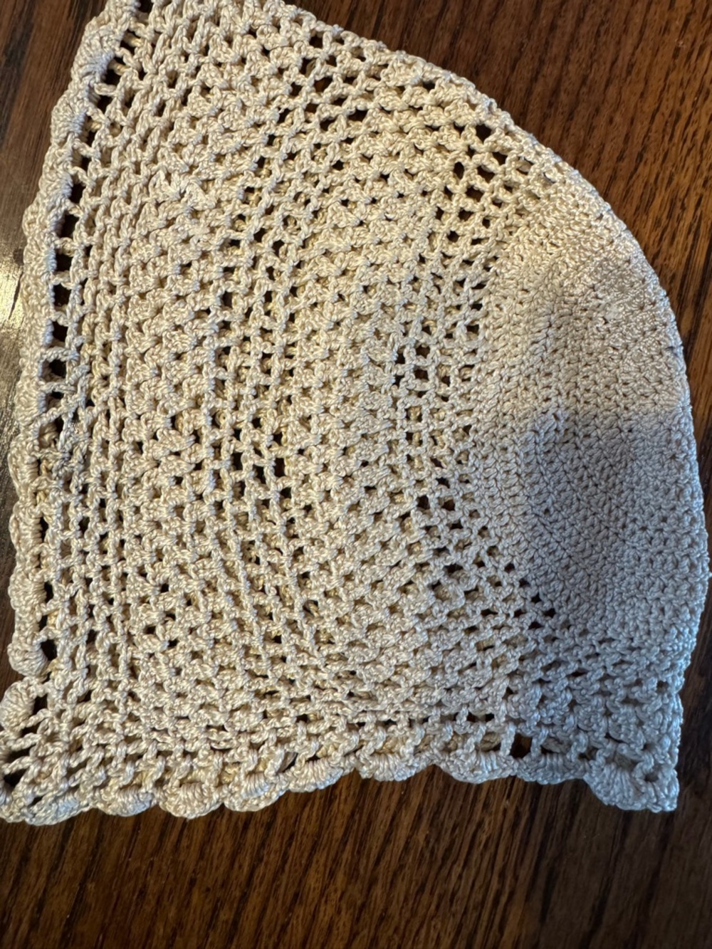 Vintage Hand-Crocheted Lace Baby Bonnet / Cap – Cream Cotton – Scalloped Edge